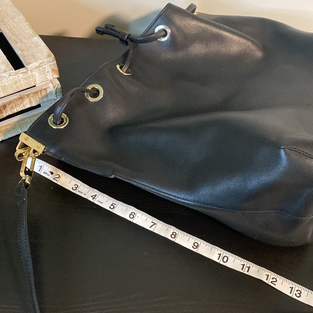 AUX Auxiliary Hobo Bucket Bag - Picture 13 of 15
